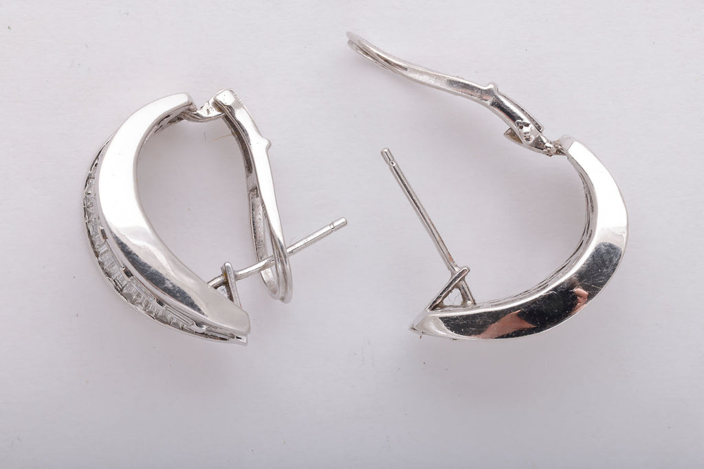 Art Deco Diamond Earrings in Platinum