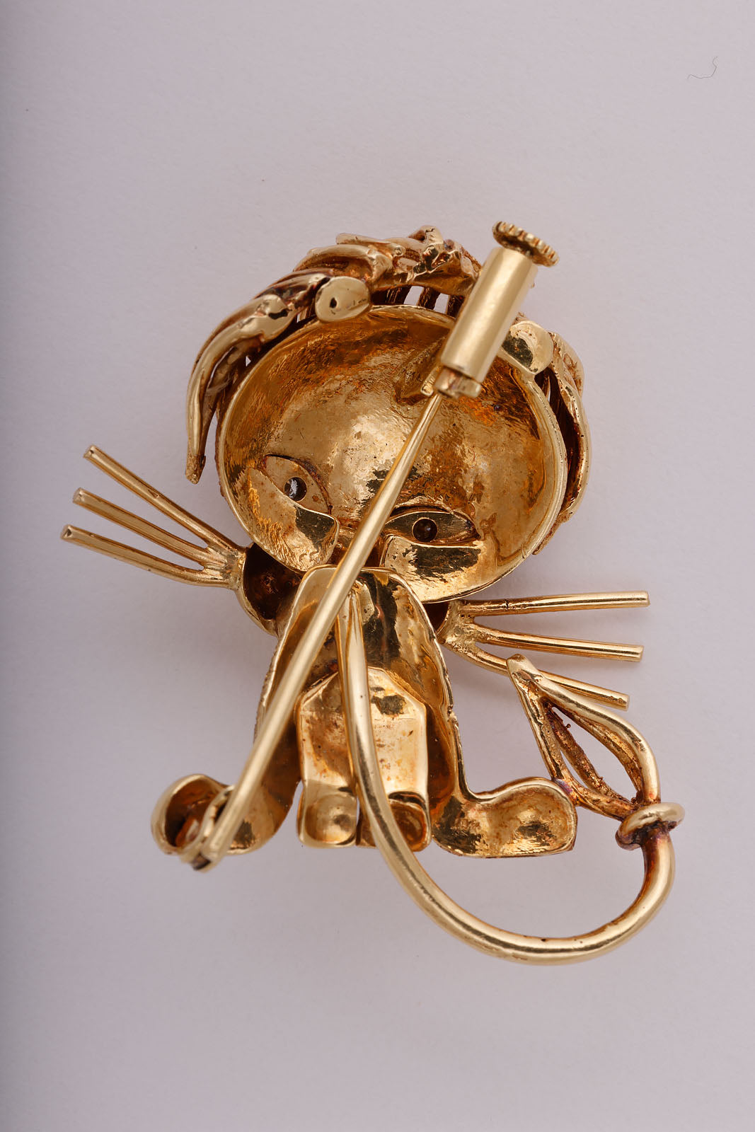 Mid Century Yellow Gold Lion Brooch with Ruby and Diamonds