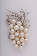 Pearl Brooch with Diamonds in White Gold